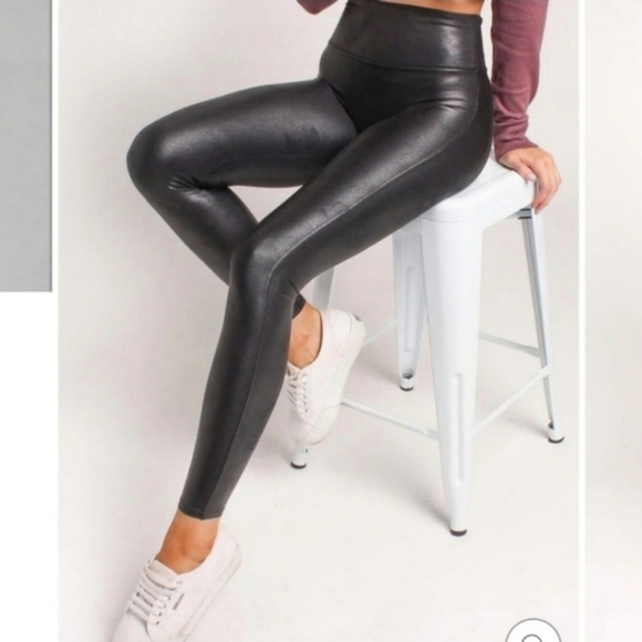 Spanx Faux Leather Black Legging Medium Contoured Power Waistband - Picture 1 of 2